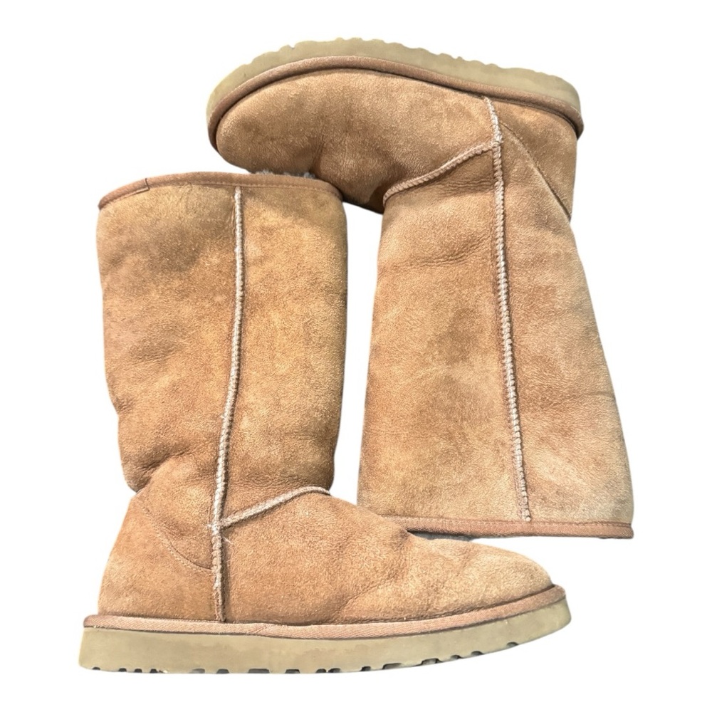 Woman’s Ugg Australia Classic Short Suede Shearling Boots Brown Size 7
